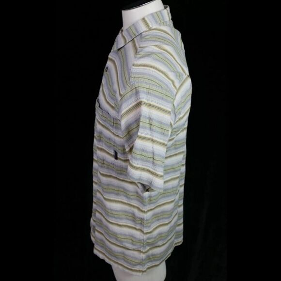 Vintage Patagonia Organic Cotton Mens Large. SS Textured Fabric Button Shirt - Picture 2 of 9